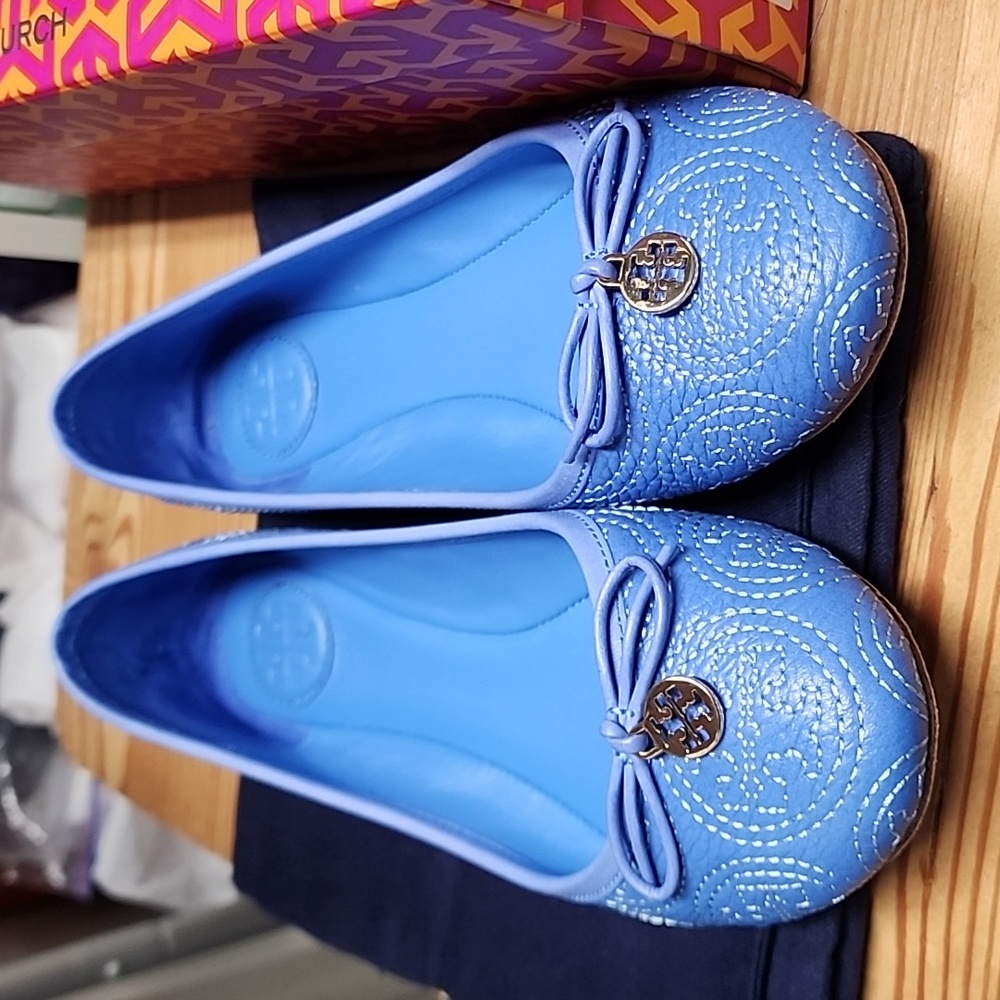 Tory Burch Chelsea Stitched Logo Ballet Flat